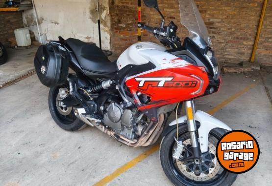 Motos - Benelli TNT 600i GT 2018 Nafta 34000Km - En Venta