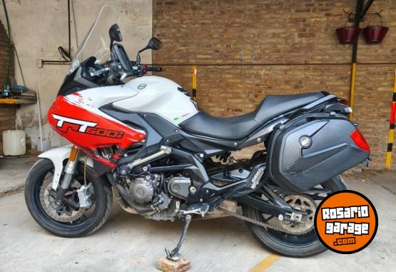 Motos - Benelli TNT 600i GT 2018 Nafta 34000Km - En Venta