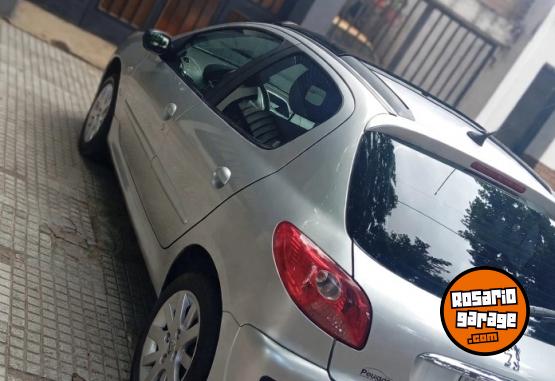Autos - Peugeot 207 compac full 2010 Nafta 160000Km - En Venta