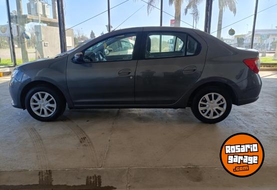 Autos - Renault Logan 2016 GNC 140000Km - En Venta