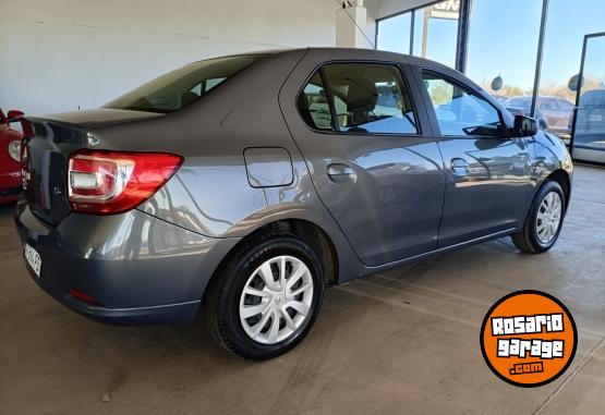 Autos - Renault Logan 2016 GNC 140000Km - En Venta