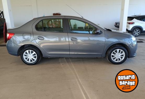 Autos - Renault Logan 2016 GNC 140000Km - En Venta
