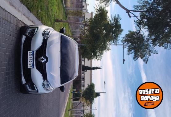 Autos - Renault Captur zen 2019 Nafta 156000Km - En Venta