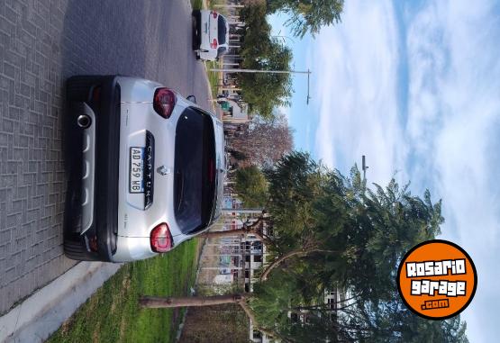 Autos - Renault Captur zen 2019 Nafta 156000Km - En Venta