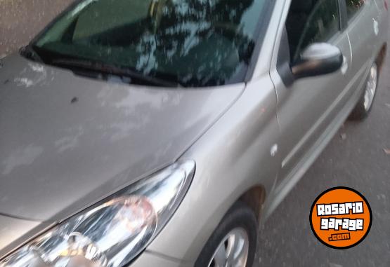 Autos - Peugeot 207 2009 Nafta 90000Km - En Venta