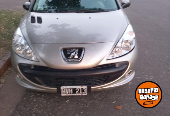 Autos - Peugeot 207 2009 Nafta 90000Km - En Venta