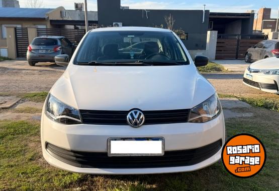 Autos - Volkswagen Voyage Trendline 2016 Nafta 237000Km - En Venta