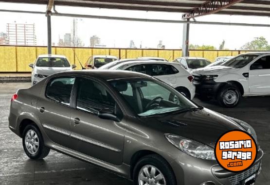 Autos - Peugeot 207 xs allure 2013 Nafta 82000Km - En Venta