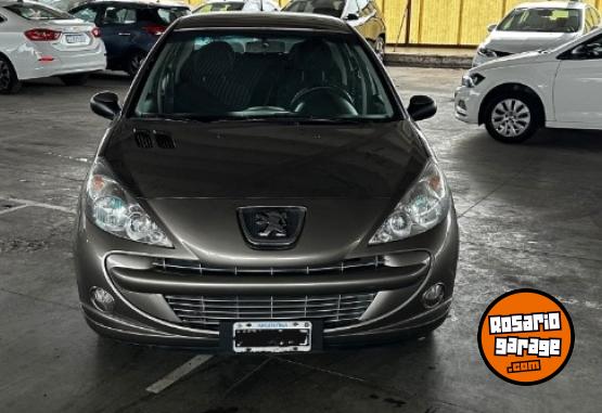 Autos - Peugeot 207 xs allure 2013 Nafta 82000Km - En Venta