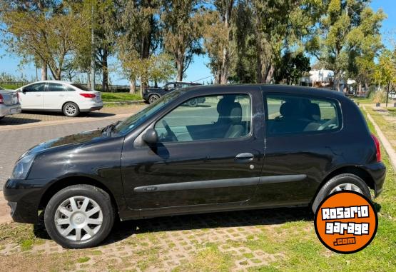 Autos - Renault CLIO AUNTHENTIQUE 1.2 2012 Nafta 220000Km - En Venta