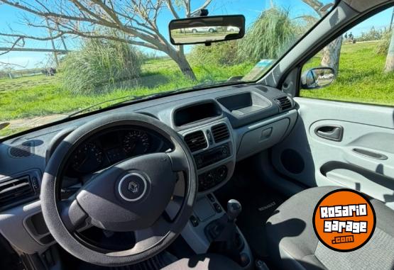 Autos - Renault CLIO AUNTHENTIQUE 1.2 2012 Nafta 220000Km - En Venta
