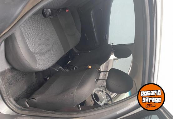 Motos - Peugeot 207 2016 Nafta 93000Km - En Venta