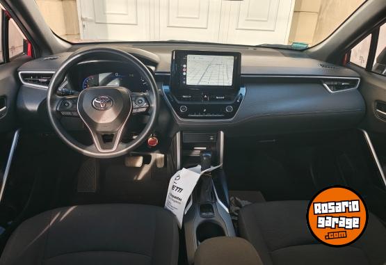 Autos - Toyota Corolla Cross 2024 Nafta 30000Km - En Venta