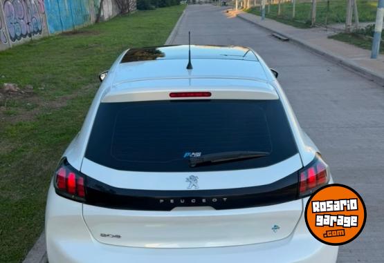 Autos - Peugeot 208 2021 Nafta 130000Km - En Venta