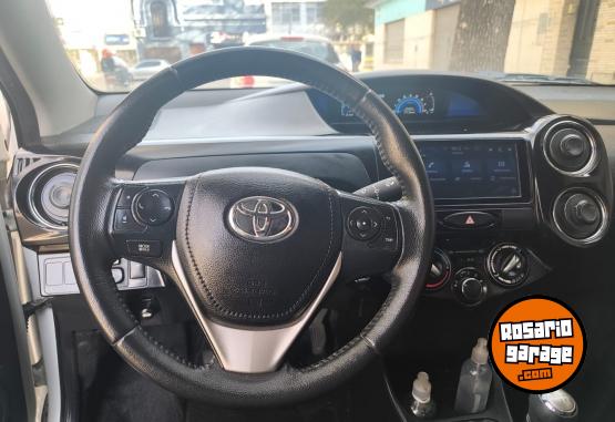 Autos - Toyota Etios 2020 Nafta 34000Km - En Venta