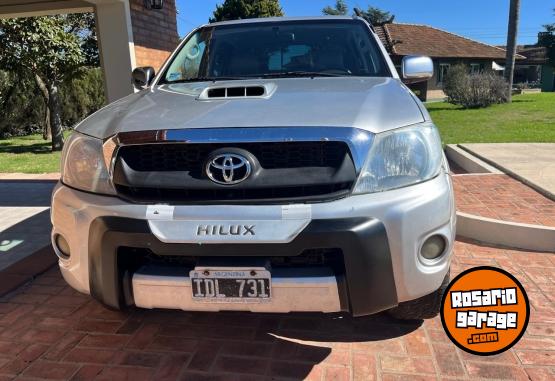 Camionetas - Toyota HILUX SRV 2009 Diesel 267000Km - En Venta