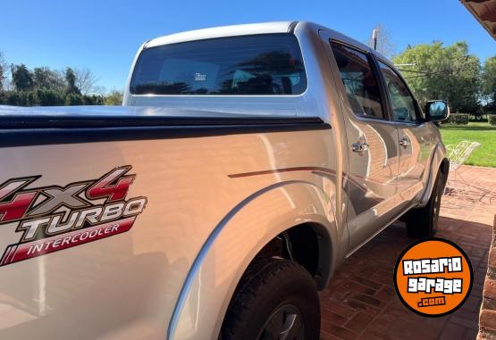 Camionetas - Toyota HILUX SRV 2009 Diesel 267000Km - En Venta