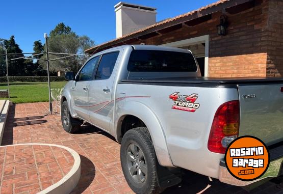 Camionetas - Toyota HILUX SRV 2009 Diesel 267000Km - En Venta