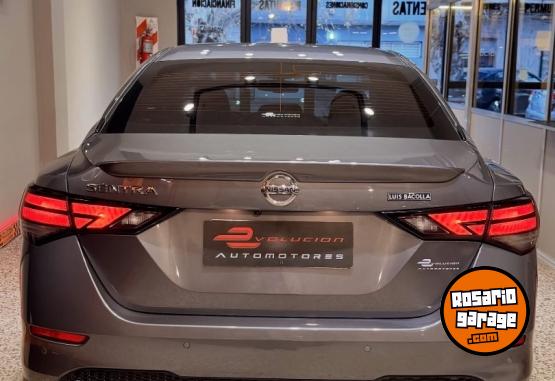 Autos - Nissan SENTRA SR 2023 Nafta 39000Km - En Venta