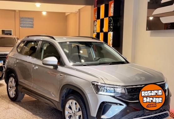 Autos - Volkswagen TAOS COMFORTLINE 2025 Nafta 9500Km - En Venta