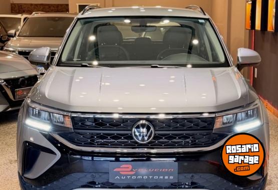 Autos - Volkswagen TAOS COMFORTLINE 2025 Nafta 9500Km - En Venta