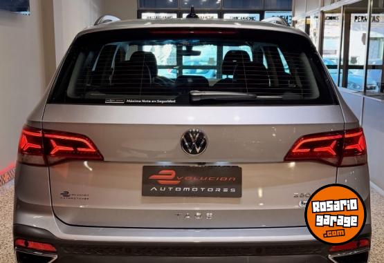 Autos - Volkswagen TAOS COMFORTLINE 2025 Nafta 9500Km - En Venta