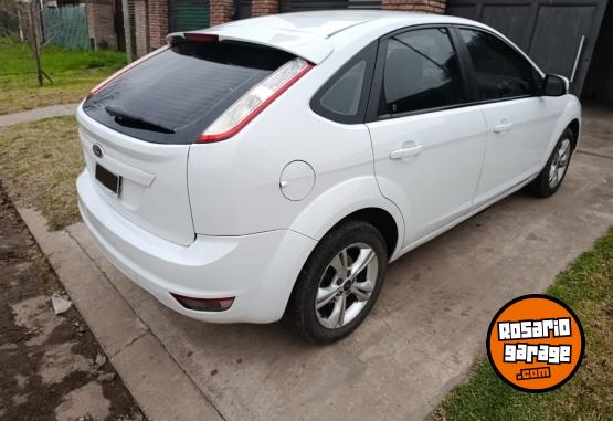 Autos - Ford focus 2011 GNC 195000Km - En Venta
