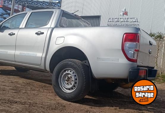 Camionetas - Ford Ranger XL 2.5L 2020 Nafta 250000Km - En Venta