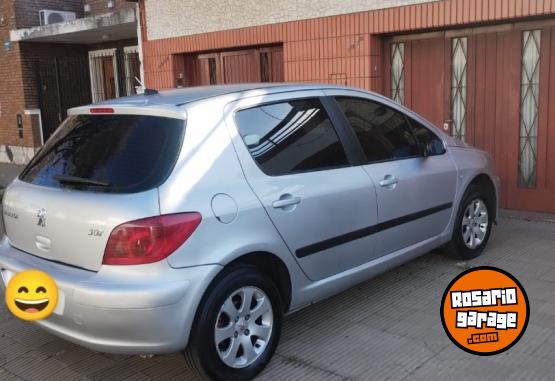 Autos - Peugeot 307 2005 Nafta 260000Km - En Venta