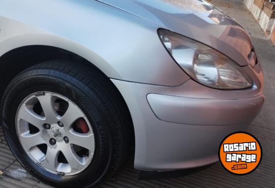 Autos - Peugeot 307 2005 Nafta 260000Km - En Venta