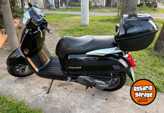Motos - Kymco Like 125 2024 Nafta 13200Km - En Venta