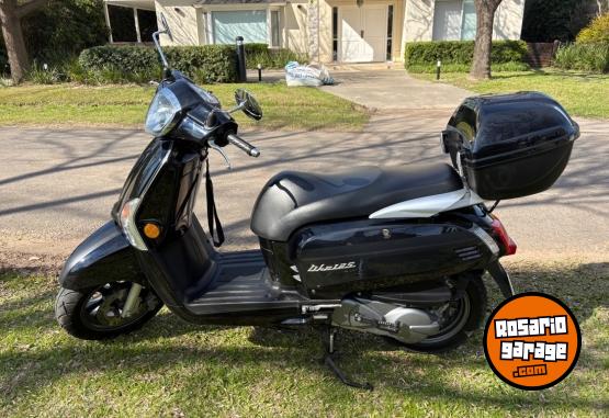 Motos - Kymco Like 125 2024 Nafta 13200Km - En Venta