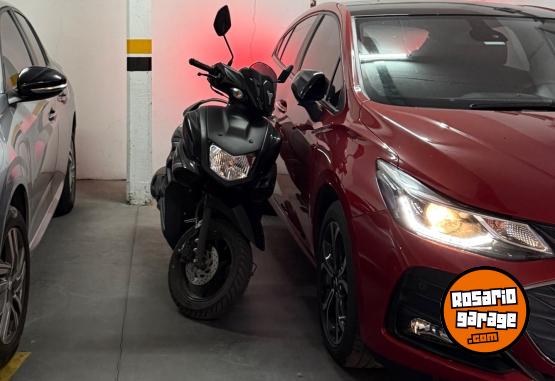 Motos - Yamaha Ray ZR 125 2023 Nafta 9000Km - En Venta