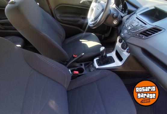Autos - Ford Fiesta KD SE Plus 2017 Nafta 70000Km - En Venta