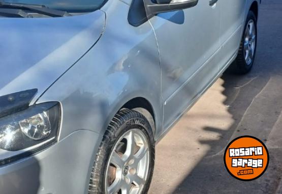 Autos - Volkswagen Suran 1.6L 5D 2012 Nafta 136000Km - En Venta