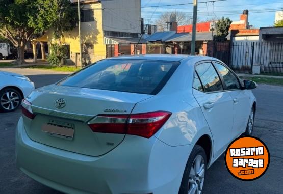 Autos - Toyota Corolla XEI 2015 Nafta 194000Km - En Venta