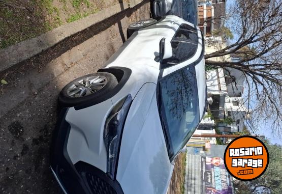 Autos - Toyota COROLLA CR0SS XLI 2021 Nafta 90000Km - En Venta