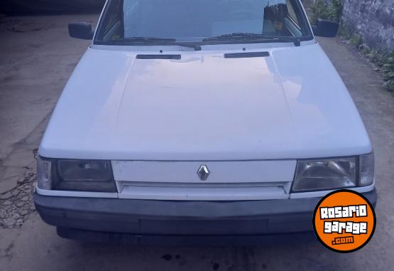 Autos - Renault 9 GTL 1994 Nafta 224000Km - En Venta
