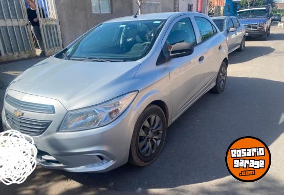 Autos - Chevrolet Onix joy 2018 Nafta 130000Km - En Venta