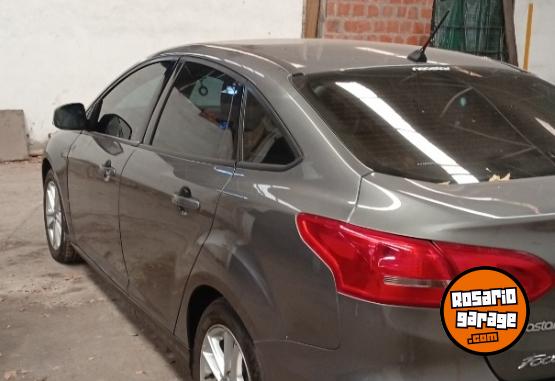 Autos - Ford Focus 2018 Nafta 65000Km - En Venta