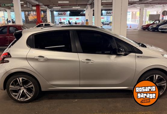 Autos - Peugeot 208 GT 2017 Nafta 85000Km - En Venta