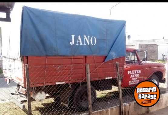 Camiones y Grúas - Ford 350 1967 - En Venta