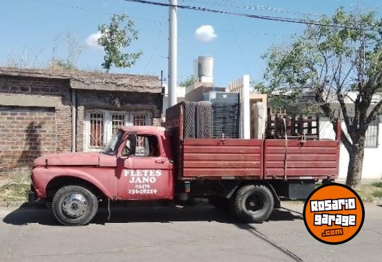 Camiones y Grúas - Ford 350 1967 - En Venta