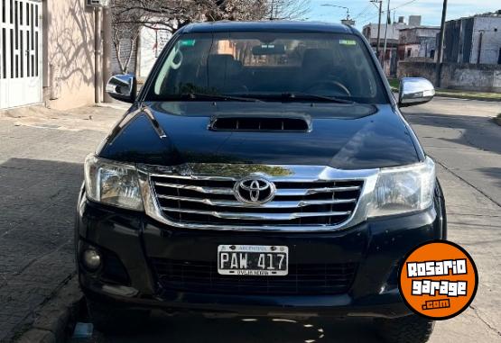Camionetas - Toyota Hilux 2015 Diesel 165000Km - En Venta