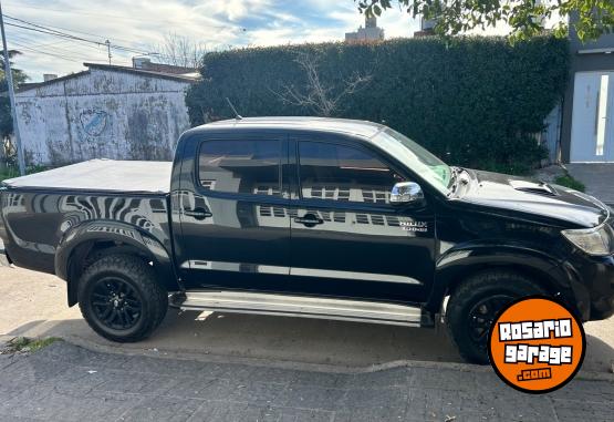 Camionetas - Toyota Hilux 2015 Diesel 165000Km - En Venta