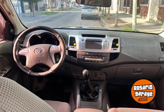 Camionetas - Toyota Hilux 2015 Diesel 165000Km - En Venta