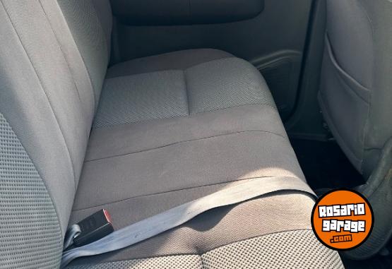 Camionetas - Toyota Hilux 2015 Diesel 165000Km - En Venta