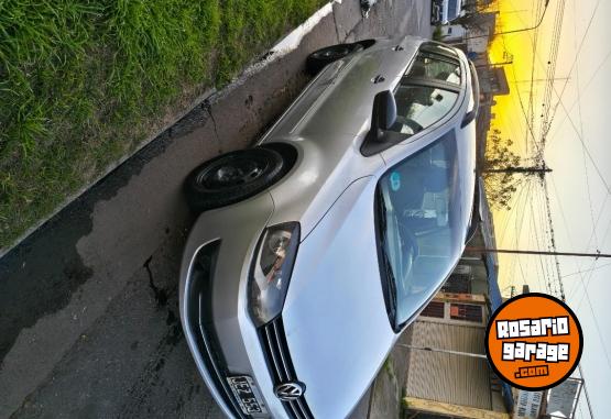 Autos - Volkswagen Suran Conforline 2010 GNC 293000Km - En Venta