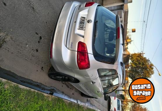 Autos - Volkswagen Suran Conforline 2010 GNC 293000Km - En Venta