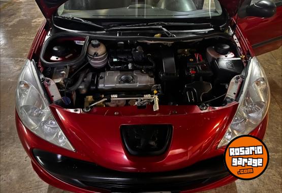Autos - Peugeot 207 2009 Nafta 201000Km - En Venta